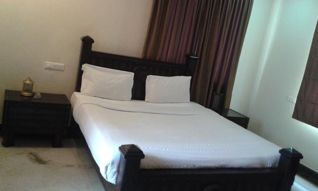 Ibc Hotels & Resorts Pvt. Ltd. Bangalore Phòng bức ảnh